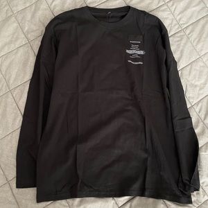Black Long-sleeve T-shirt